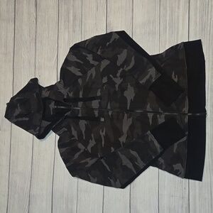 Athleta Triumph Printed Hoodie Camo Black/Gray Size XL